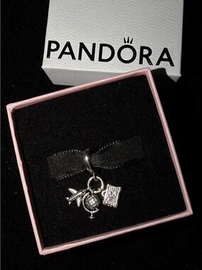 Airplane, Globe & Suitcase Dangle Charm